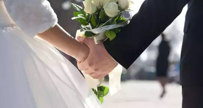 İran-İsrail Gerilimi Evlilik Hazırlığı Yapan Ağrılı Gençleri Endişelendiriyor 6