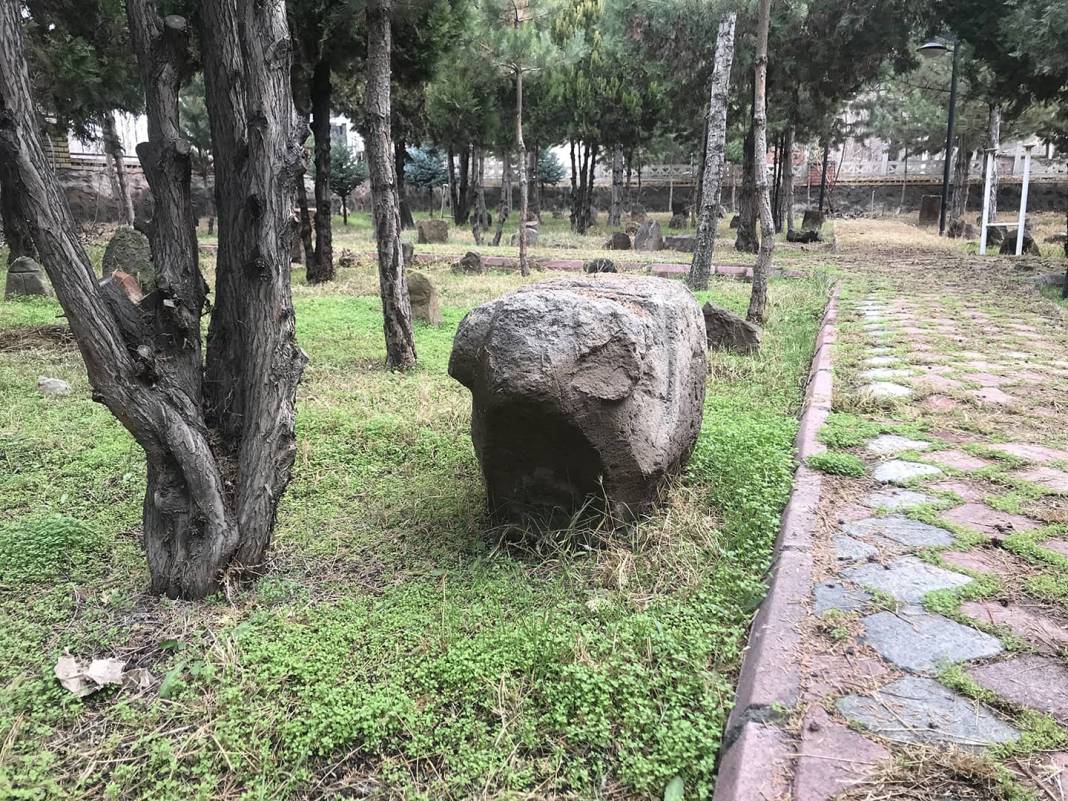 Iğdır'da Tarihi Kaleler Zenginliği: Gizem ve Savunmanın İzleri 6