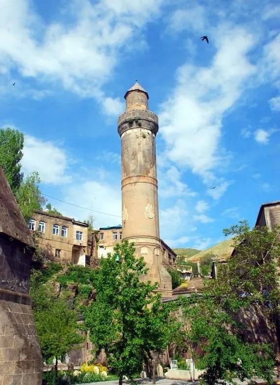 Tarihi Efsane: Bitlis'te Beş Minare 4