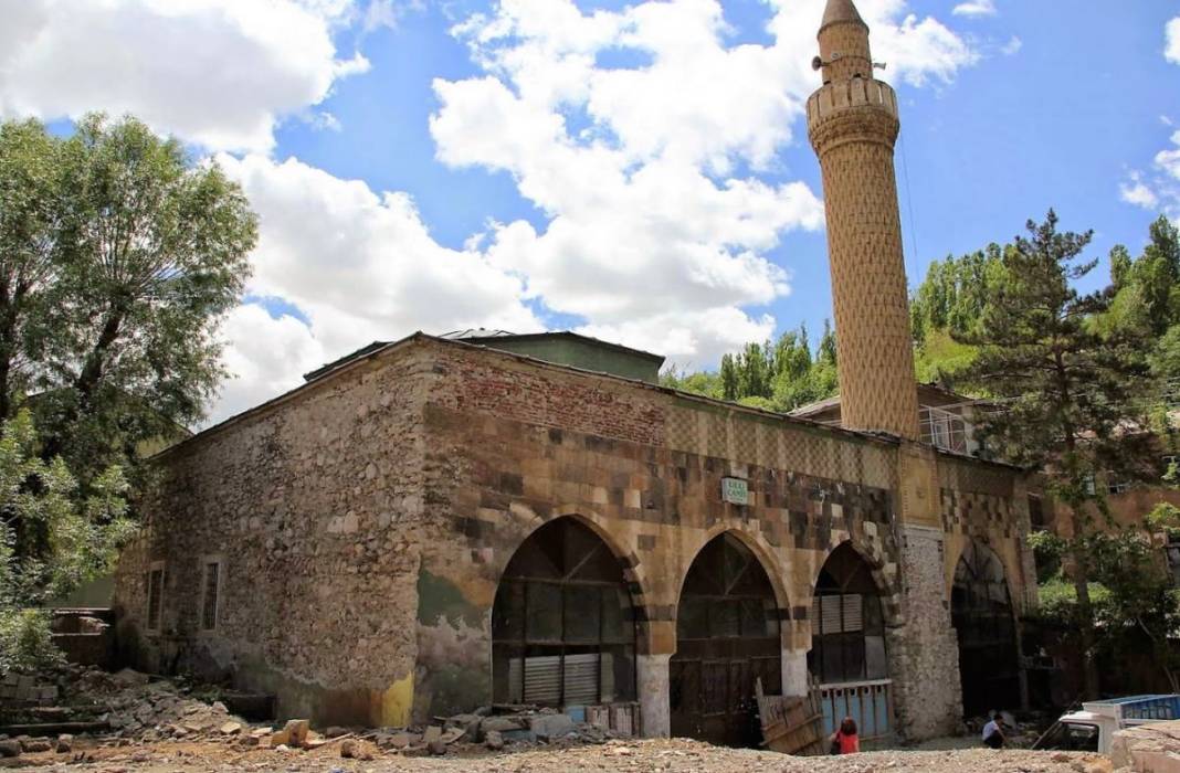 Tarihin Sessiz Tanığı: Muş Ulu Camii 6