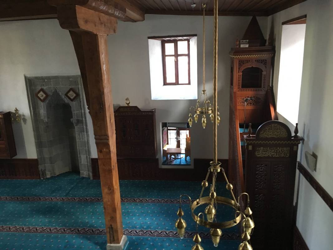 Osmanlı Mirasının İlk Işıkları: Ayaz Paşa Camii 4