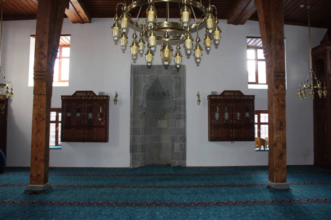 Osmanlı Mirasının İlk Işıkları: Ayaz Paşa Camii 7