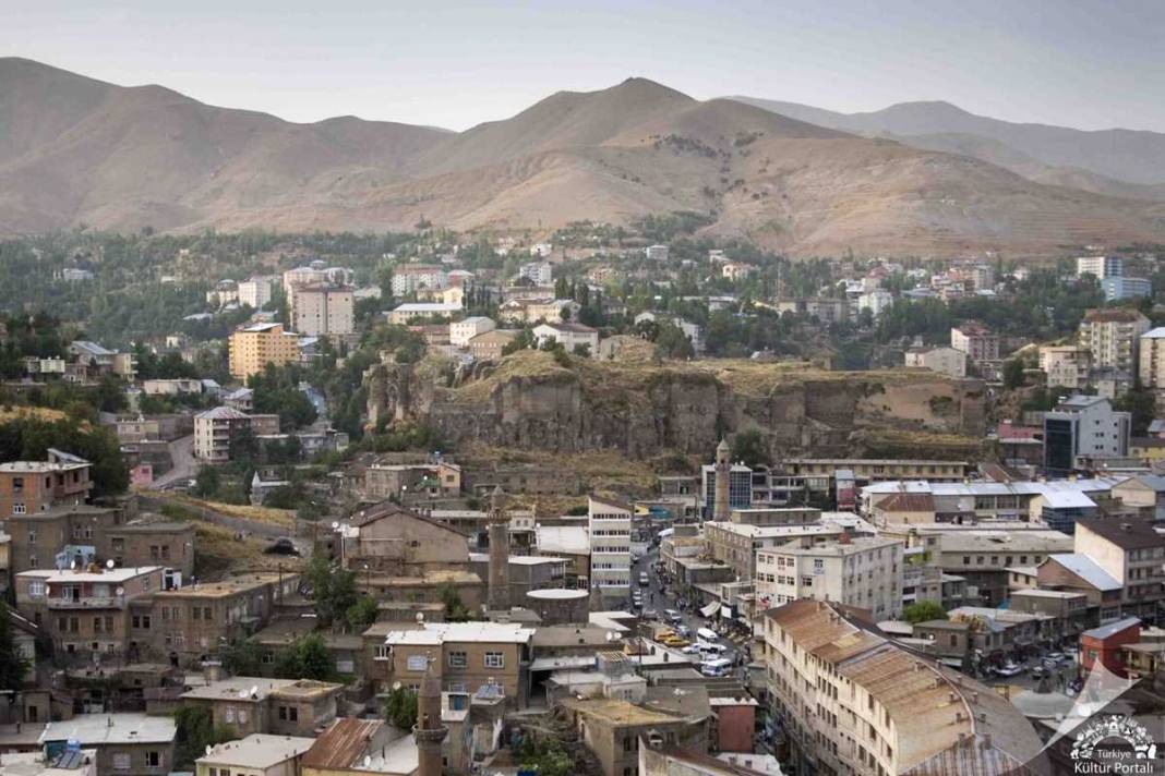 Tarihin İzinde Görkemli Bir Yapı: Bitlis Kalesi 2