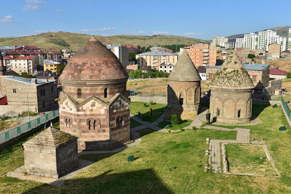 Erzurum'un Tarihi Mirası: Üç Kümbetler 2