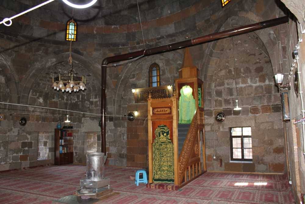 Tarihi Mirasın Sessiz Tanığı: Kadı Mahmut Camii 6