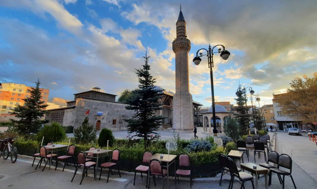 Erzurum'un Tarihi İncisi: Murat Paşa Camisi 3