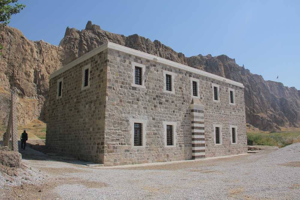 Van’da Tarihin Sessiz Tanığı: Horhor Camii 3