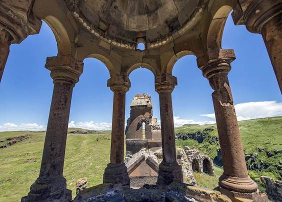 Bagratlı Krallığı’nın Yüzyıllık Mirası: Horomos Manastırı 6