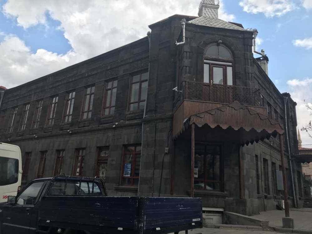 Tarihi Mirasın Sessiz Tanığı: Kars Eski Öğretmen Evi 1