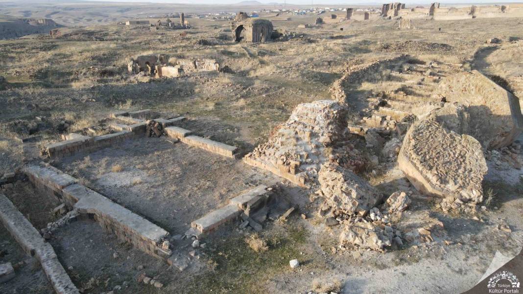 Kars’ın Tarihi Mirası: Ebû’l Muammeran Camii 1