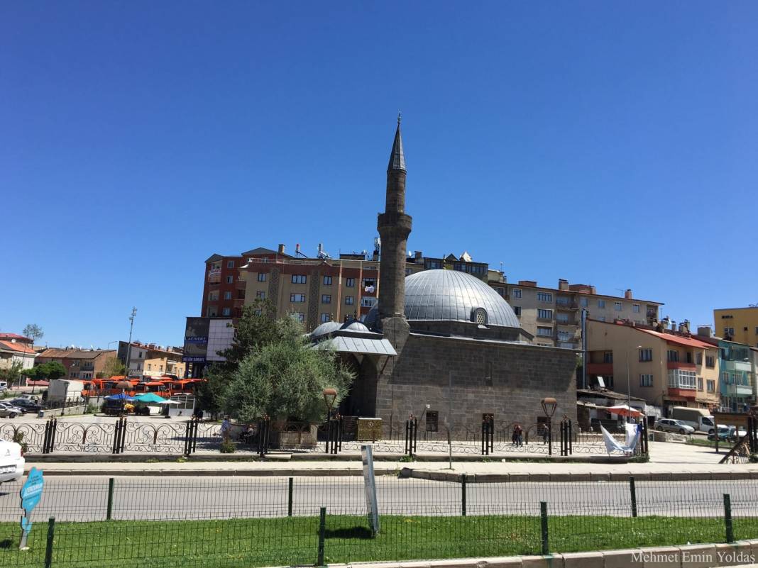 Erzurum'un Tarihi İncisi: Narmanlı Camii 5