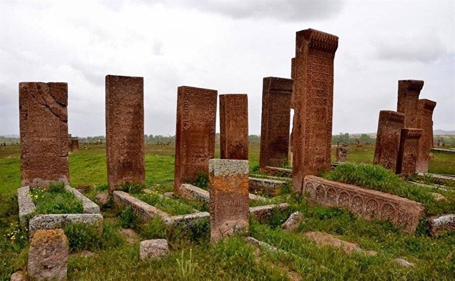 Van’ın Tarihi Hazinesi: Gevaş Selçuklu Mezarlığı 2