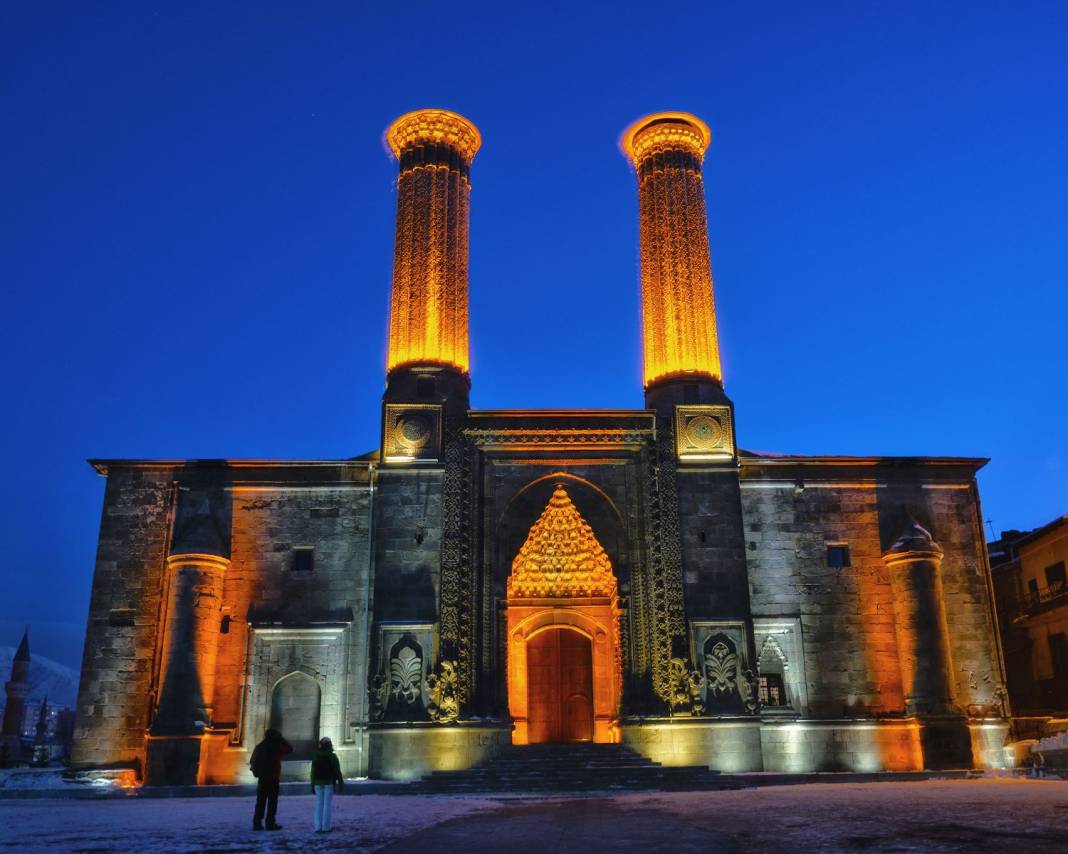 Erzurum'un Kayıp Efsaneleri: Çifte Minareli Medrese 7