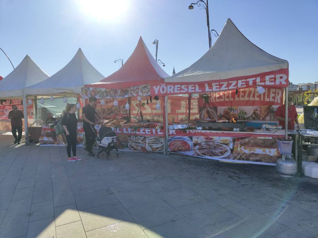 Ağrı’da ‘Yöresel Lezzetler Fuarı’na Yoğun İlgi 4