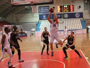 Türkiye Basketbol Ligi: Kocaeli BŞB Kağıtspor:89 - GCT Düzce:74