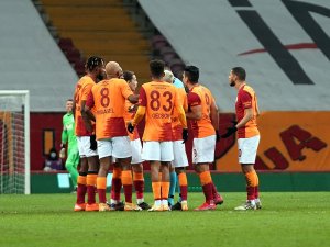 Galatasaray son 2 maçta 5 puan kaybetti