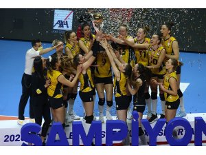 VakıfBank kupasının aldı