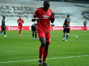 Aboubakar’dan kupada siftah