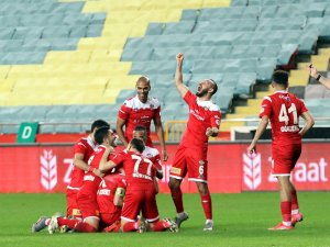 FT Antalyaspor, Ziraat Türkiye Kupası’nda finale yükseldi