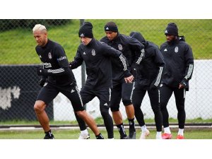 Beşiktaş kondisyon ve taktik çalıştı