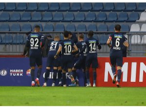 Süper Lig: Kasımpaşa: 1 - Beşiktaş: 0 (İlk yarı)