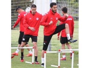 Nuri Şahin’siz Antalyaspor, 3 puan arayacak