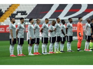 Cenk Tosun, 1197 gün sonra Vodafone Park’ta