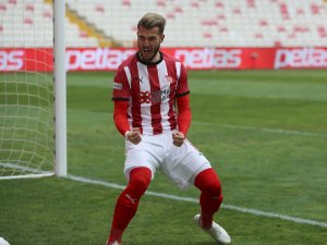 Robin Yalçın, Sivasspor’da siftah yaptı