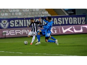 Süper Lig: BB Erzurumspor: 1 - Beşiktaş: 1 (Maç devam ediyor)