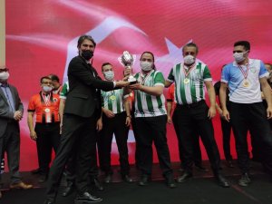 Hemşinspor 3 Bant Bilardo 1. Lig Play Off ’ta Türkiye Şampiyonu oldu