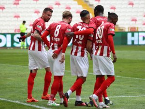 Sivasspor 11 maçtır yenilmiyor