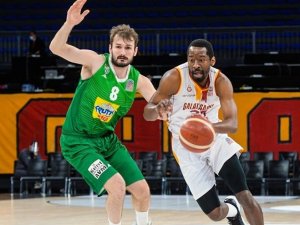 ING Basketbol Süper Ligi: Galatasaray: 106 - Frutti Extra Bursaspor : 93