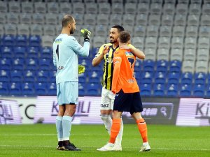 İrfan Can Kahveci 85 gün sonra Başakşehir’de