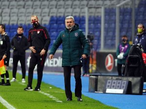 Aykut Kocaman: "Başakşehir, ateş çemberinin tam içinde"