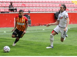 Süper Lig: Kayserispor: 1 - Denizlispor: 0 (Maç devam ediyor)