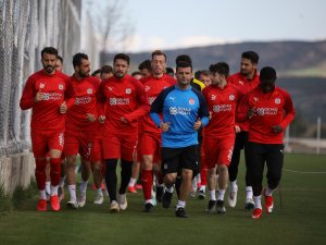 Sivasspor’da zorlu Fenerbahçe maçı öncesi 6 eksik!