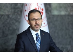 Bakan Kasapoğlu: "19 Mayıs’ta evlerimizden İstiklal Marşımızı okuyacağız"