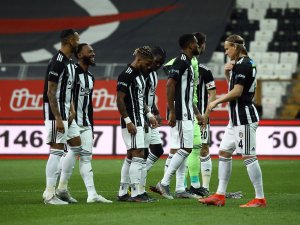 Süper Lig: Beşiktaş: 0 - Karagümrük: 0 (Maç devam ediyor)