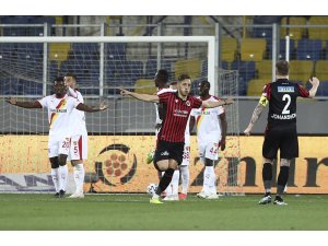 Süper Lig: Gençlerbirliği: 5 - Göztepe: 3 (Maç sonucu)