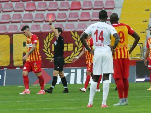 Kayserispor 7 kırmızı kart gördü