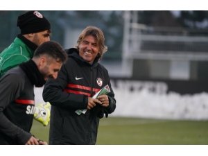 Ricardo Sa Pinto Gaziantep FK’ya veda etti