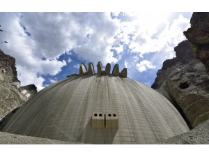 Yusufeli Barajında son beton döküldü