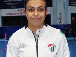 Bursasporlu sporcu Aycan Güldağı’nın hedefi Tokyo Olimpiyatları