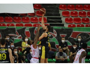 ING Basketbol Süper Ligi play-off: Pınar Karşıyaka: 76 - Fenerbahçe Beko: 78