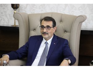 Bakan Dönmez: “2023 hedefimiz 100 bin varil petrol”