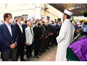 Tuzla Belediye Başkanı Yazıcı’nın annesi son yolculuğuna uğurlandı