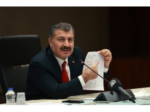 Bakan Koca: "Bugün vaka sayımız 5 bin 12, salgın iyice geriledi, yenileceği gün çok yakın"