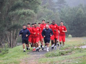 Sivasspor yağmur altında çalıştı