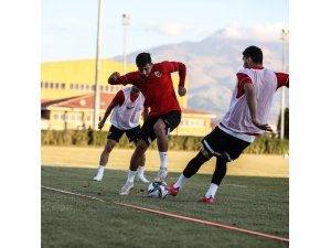 Kayserispor’da sezon hazırlıkları sürüyor