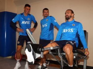 Fenerbahçe’de hazırlıklar sürüyor